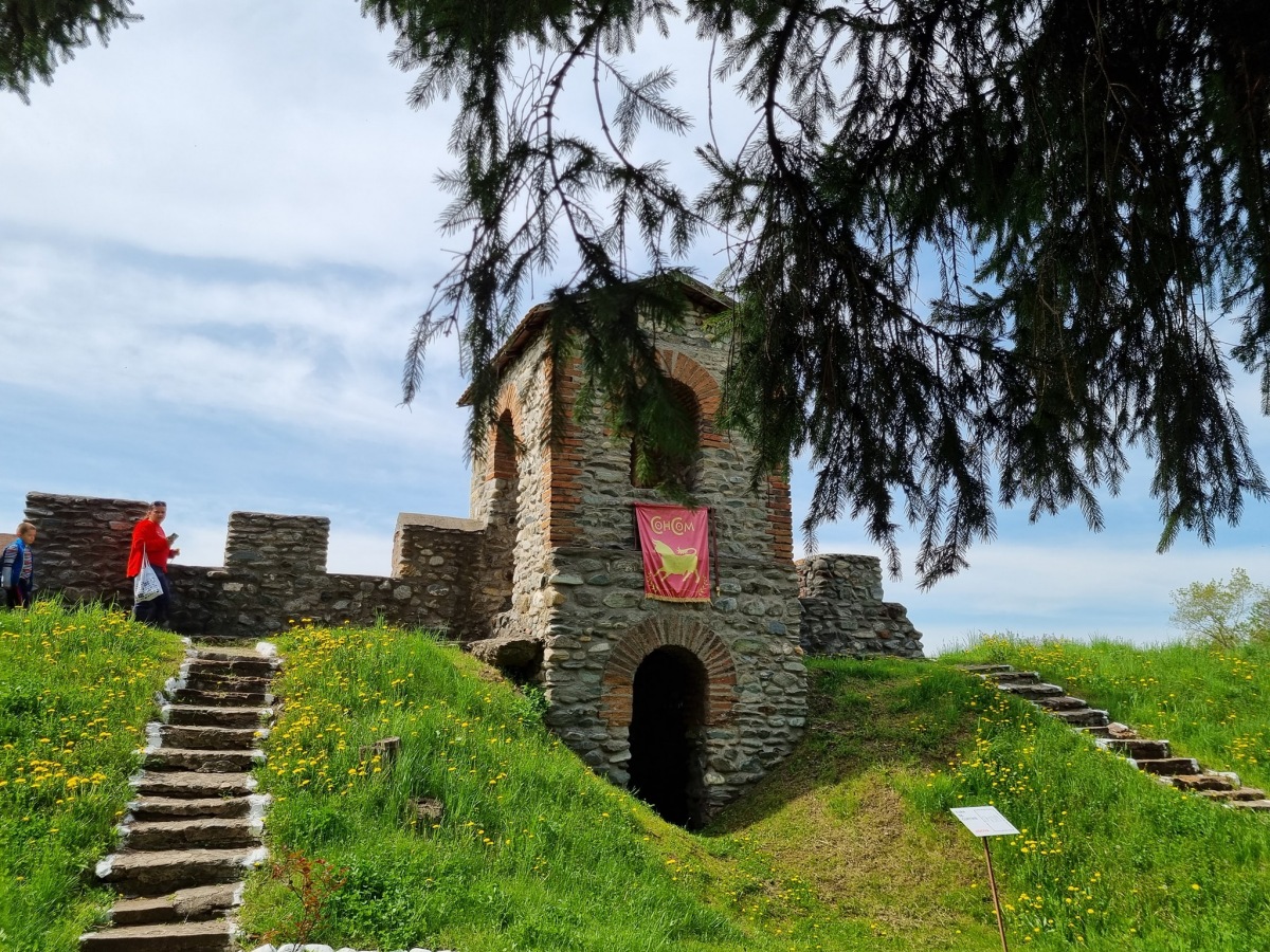 amada pensiune vizita la castrul roman jidava 1